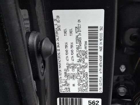 Used 2020 Toyota Tacoma SR5 image 29