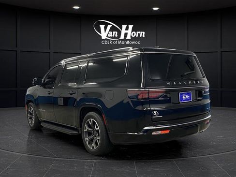 Used 2023 Jeep Wagoneer L Series III w/ Preferred Equipment Group image 3