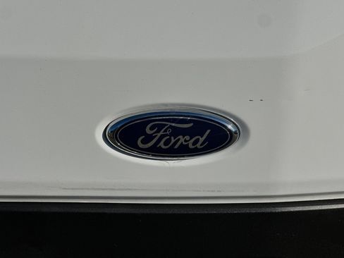 Used 2023 Ford Transit 250 Medium Roof w/ Load Area Protection Package image 27