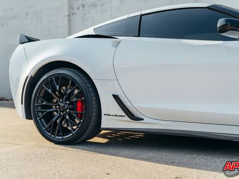 Used 2016 Chevrolet Corvette Z06 w/ 2LZ Preferred Equipment Group image 35