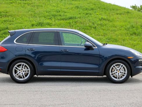Used 2012 Porsche Cayenne S AWD/4WD image 12