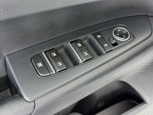 Used 2019 Kia Forte LXS FWD image 20