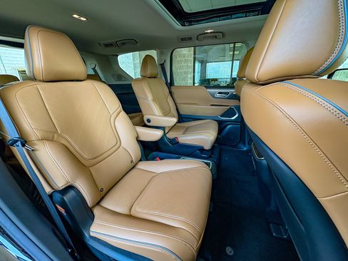 Used 2025 INFINITI QX80 Luxe AWD/4WD image 29