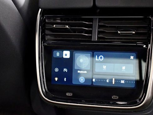 Used 2022 Rivian R1T Launch Edition image 41