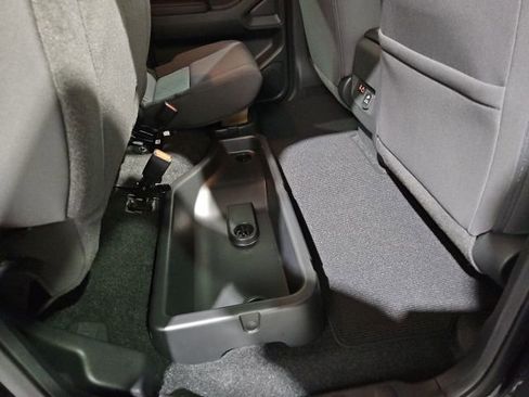 New 2026 Nissan Frontier SV w/ SV Convenience Package image 15