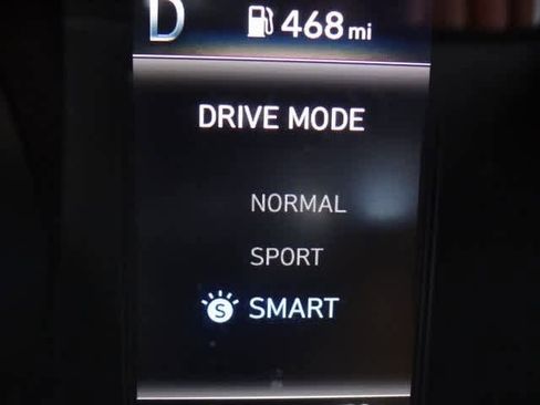 Used 2023 Hyundai Elantra SEL image 30