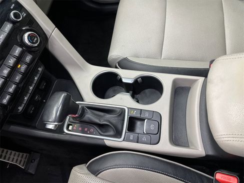 Used 2020 Kia Sportage SX image 32