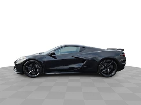 Certified 2025 Chevrolet Corvette E-Ray image 5
