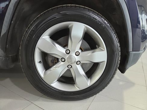 Used 2012 Jeep Grand Cherokee Limited w/ Trailer Tow Group IV AWD/4WD image 9