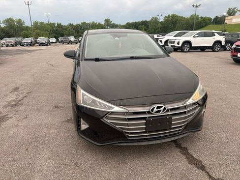 Used 2019 Hyundai Elantra SEL FWD image 6
