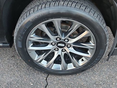 Used 2020 Cadillac Escalade ESV Premium Luxury w/ Escalade Sport Edition image 10