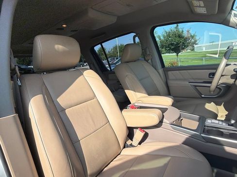 Used 2015 Nissan Armada SL AWD/4WD image 29