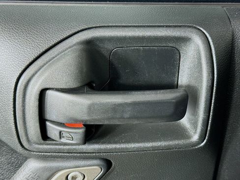 Used 2017 Jeep Wrangler Unlimited Sport image 21