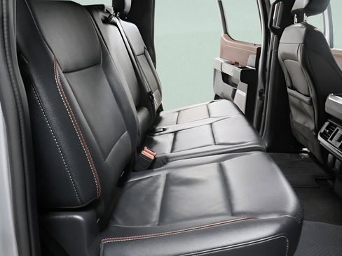 Used 2022 Ford F150 Lariat image 24