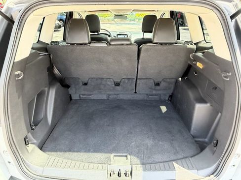 Used 2018 Ford Escape SE w/ SE Sport Appearance Package AWD/4WD image 16
