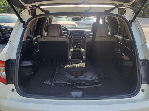 Used 2019 Honda Pilot Elite image 4