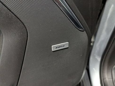 Used 2023 GMC Yukon Denali AWD/4WD image 15
