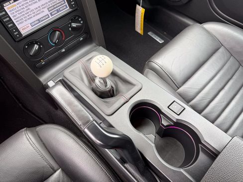 Used 2008 Ford Mustang Shelby GT500 RWD image 35