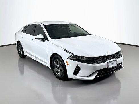 Used 2023 Kia K5 LXS FWD image 3