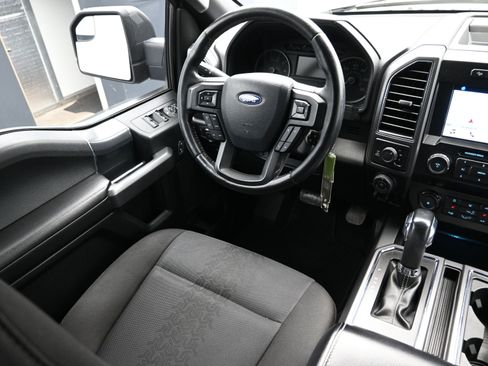 Used 2019 Ford F150 XLT image 23