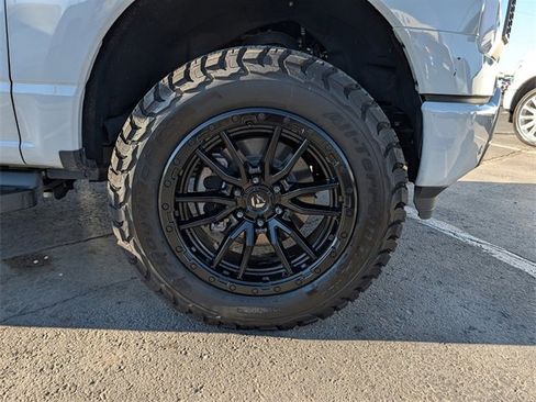 Used 2024 Ford F150 Lightning Lariat image 24