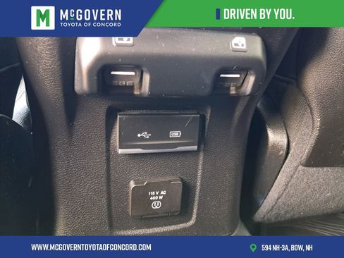 Used 2020 Jeep Gladiator Rubicon w/ Dual Top Group AWD/4WD image 21