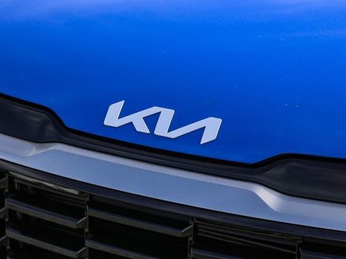 New 2026 Kia Sportage EX FWD image 6