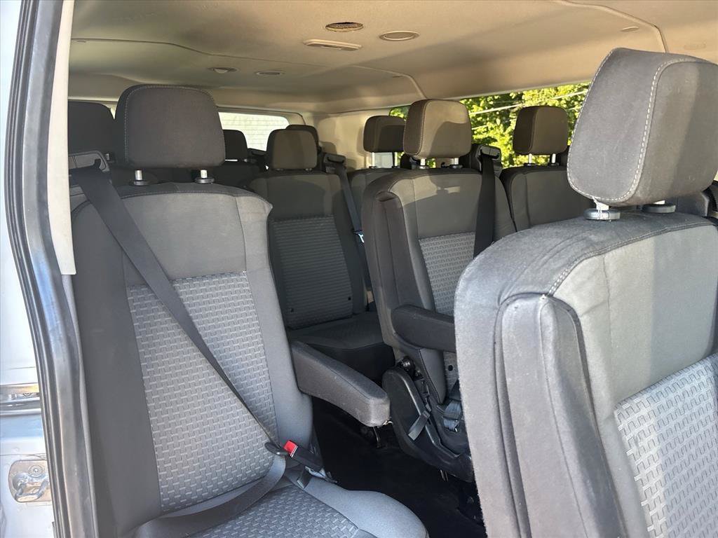 Used 2022 Ford Transit 350 XLT RWD image 10