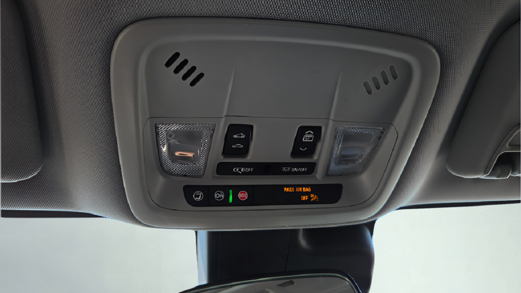 Used 2023 Chevrolet Malibu LT FWD image 36