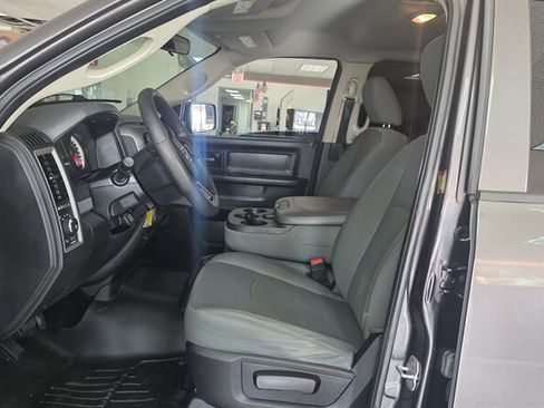 Used 2014 RAM 1500 Express AWD/4WD image 11
