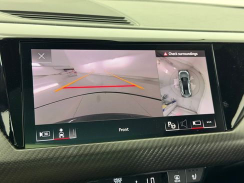 Used 2022 Audi e-tron GT Prestige w/ Prestige Package image 26