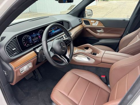 Used 2025 Mercedes-Benz GLE 350 4MATIC w/ Winter Package image 15