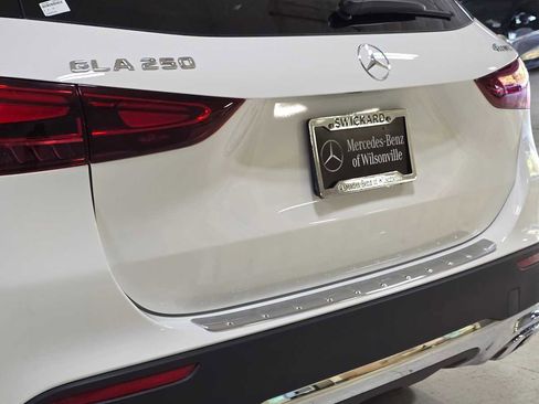 Used 2026 Mercedes-Benz GLA 250 4MATIC image 14