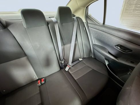 Used 2025 Nissan Sentra SV FWD image 14