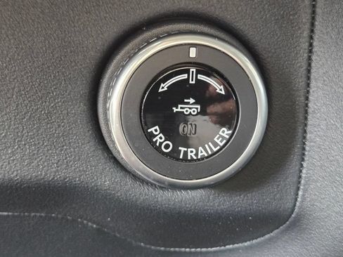 Used 2025 Lincoln Navigator Reserve AWD/4WD image 34