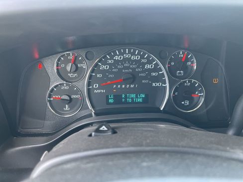 New 2025 GMC Savana 2500 Extended w/ Driver Convenience Package image 11