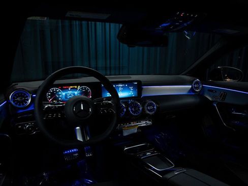 Certified 2026 Mercedes-Benz CLA 250 image 27