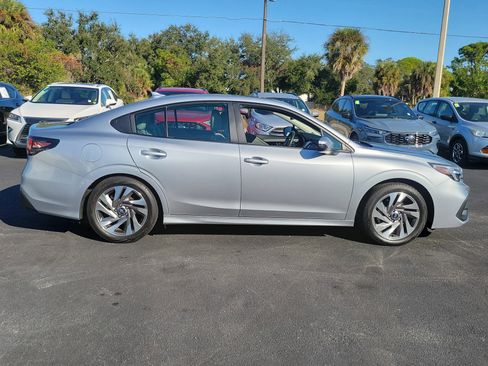 Certified 2025 Subaru Legacy Limited image 7