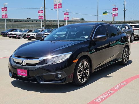Certified 2017 Honda Civic EX-T image 5