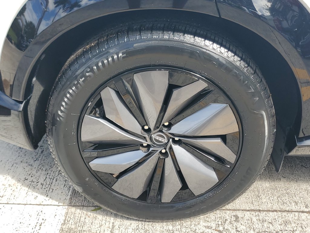 Used 2024 Nissan Ariya FWD image 7