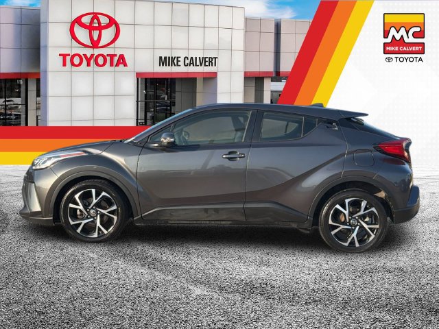 Used 2020 Toyota C-HR XLE FWD image 2