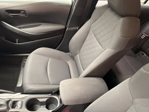 Used 2022 Toyota Corolla LE FWD image 17