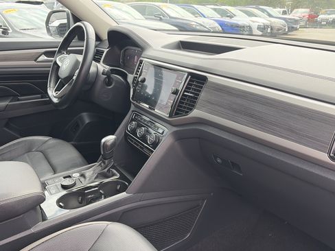 Used 2021 Volkswagen Atlas SEL Premium w/ MDO Package (Bench Seat) AWD/4WD image 19