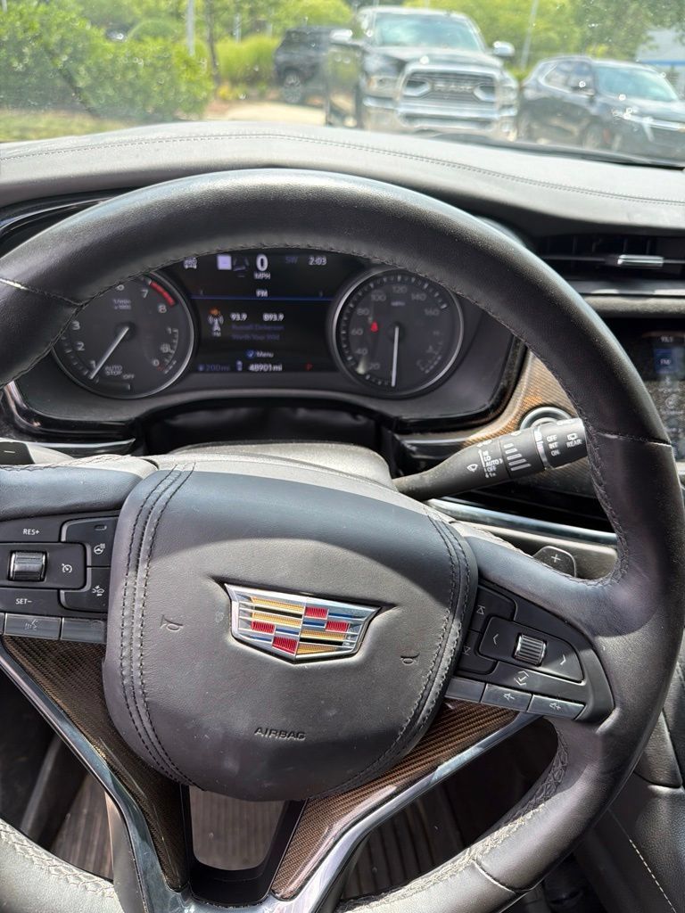 Used 2023 Cadillac XT6 Premium Luxury w/ Platinum Package AWD/4WD image 44
