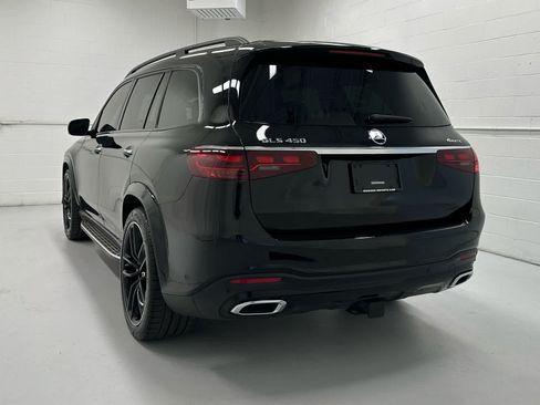 Used 2024 Mercedes-Benz GLS 450 4MATIC image 8