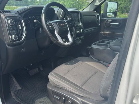 Used 2022 GMC Sierra 2500 SLE w/ SLE Convenience Package AWD/4WD image 11