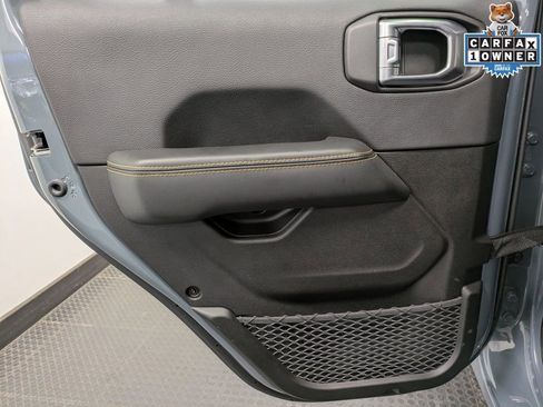 Used 2024 Jeep Wrangler Sahara image 23