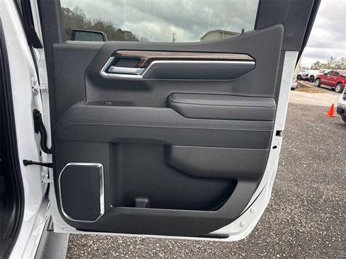 New 2026 GMC Sierra 1500 Elevation w/ Elevation Premium Package image 17
