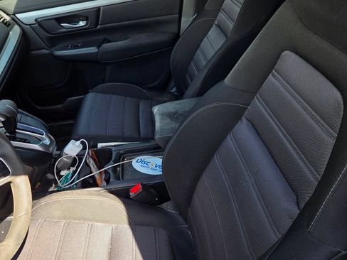 Used 2019 Honda CR-V LX image 6
