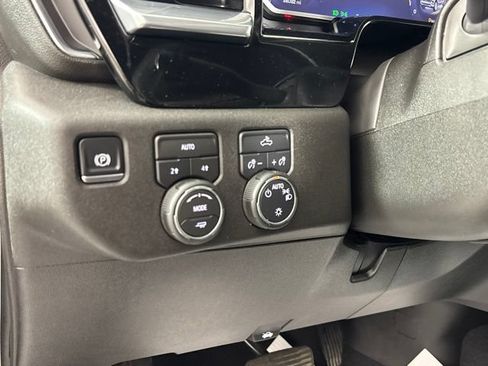 Used 2026 Chevrolet Silverado 1500 LT AWD/4WD image 18